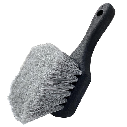 Short handle cleaning brush suitable for cleaning car tires and wheels